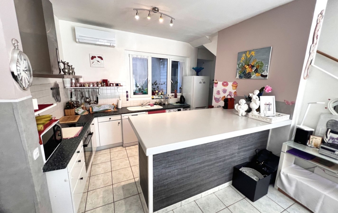 11-34 IMMOBILIER : House | CRUZY (34310) | 109 m2 | 198 000 € 